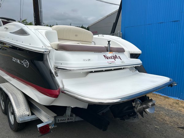Used 2010  powered Power Boat for sale